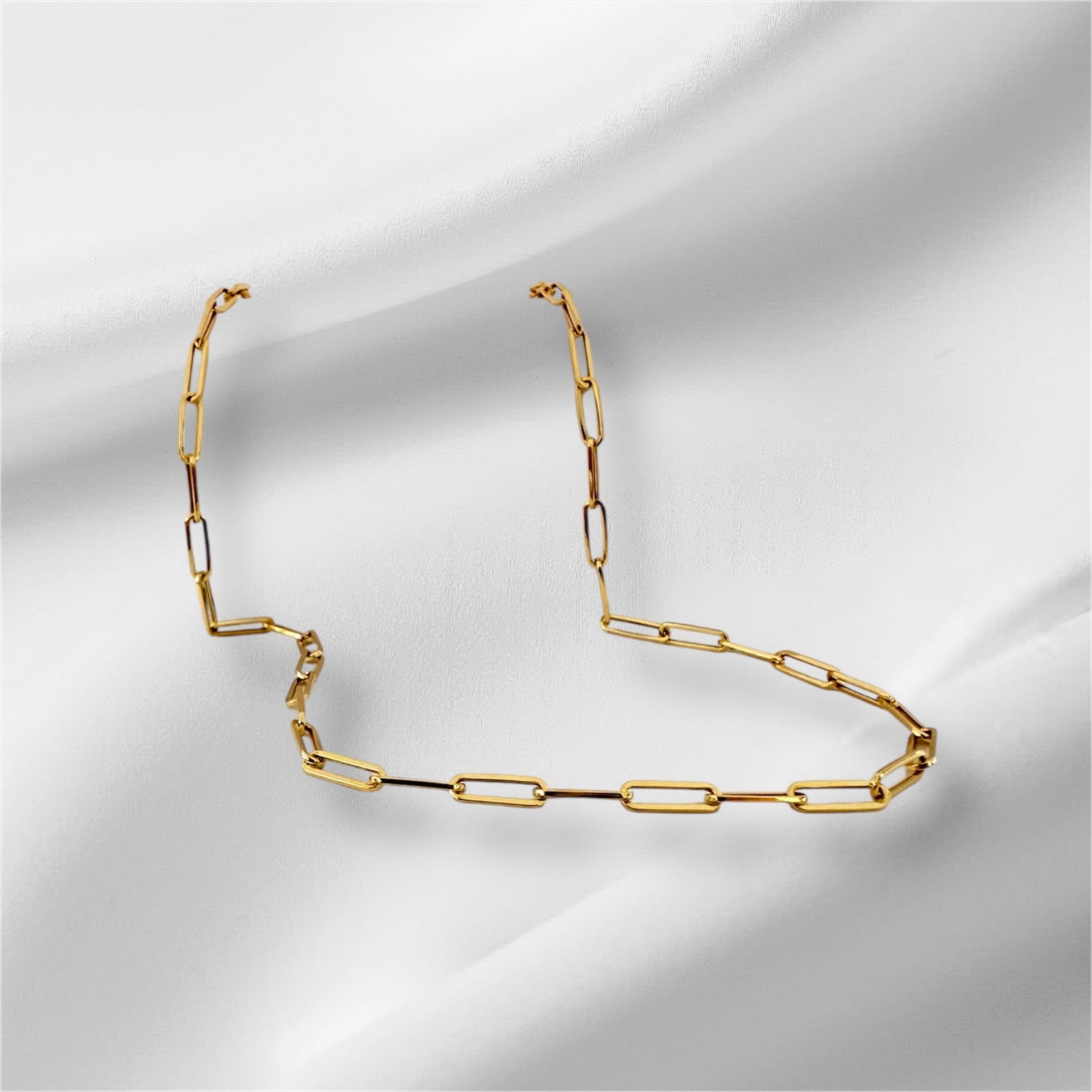 “Cadenas para Mujer | Delicadas y con Estilo”